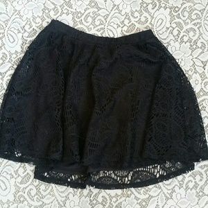 COPY - Hot Topic Teenage Runaway Black Skull Skirt